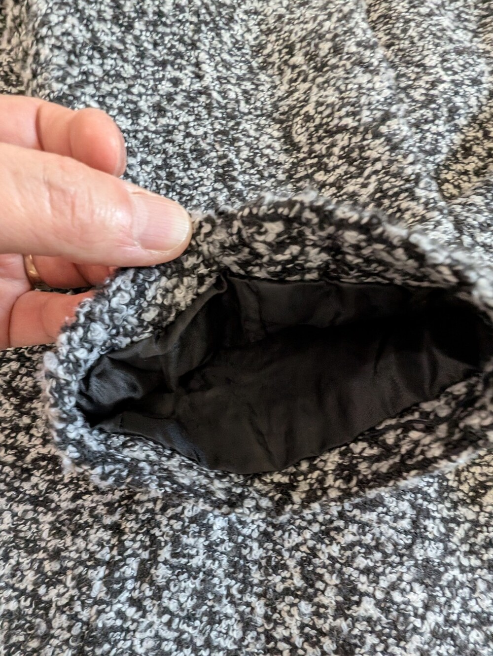Coat - Picture 9 of 13